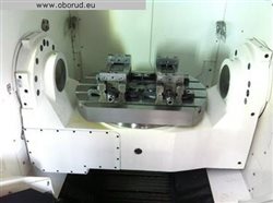 Обрабатывающий центр вертикальный MAZAK Variaxisi-700